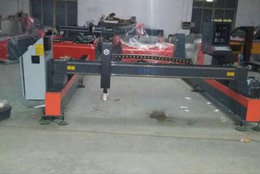 CNC Plasma Cutting Machine